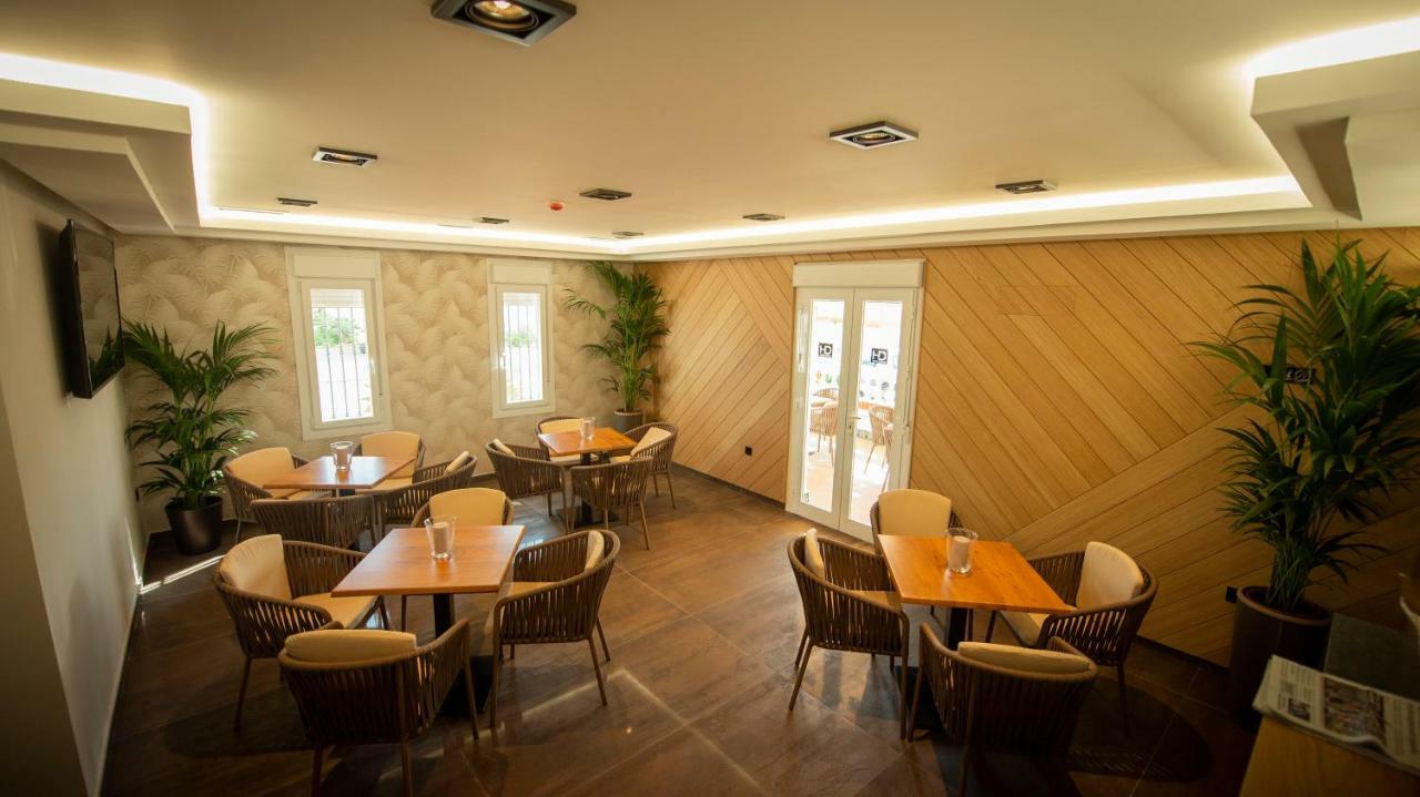Hotel Diufain Conil De La Frontera Eksteriør bilde