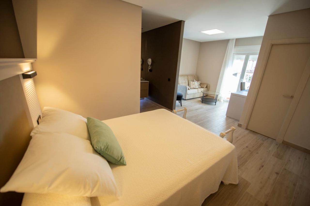 Hotel Diufain Conil De La Frontera Eksteriør bilde